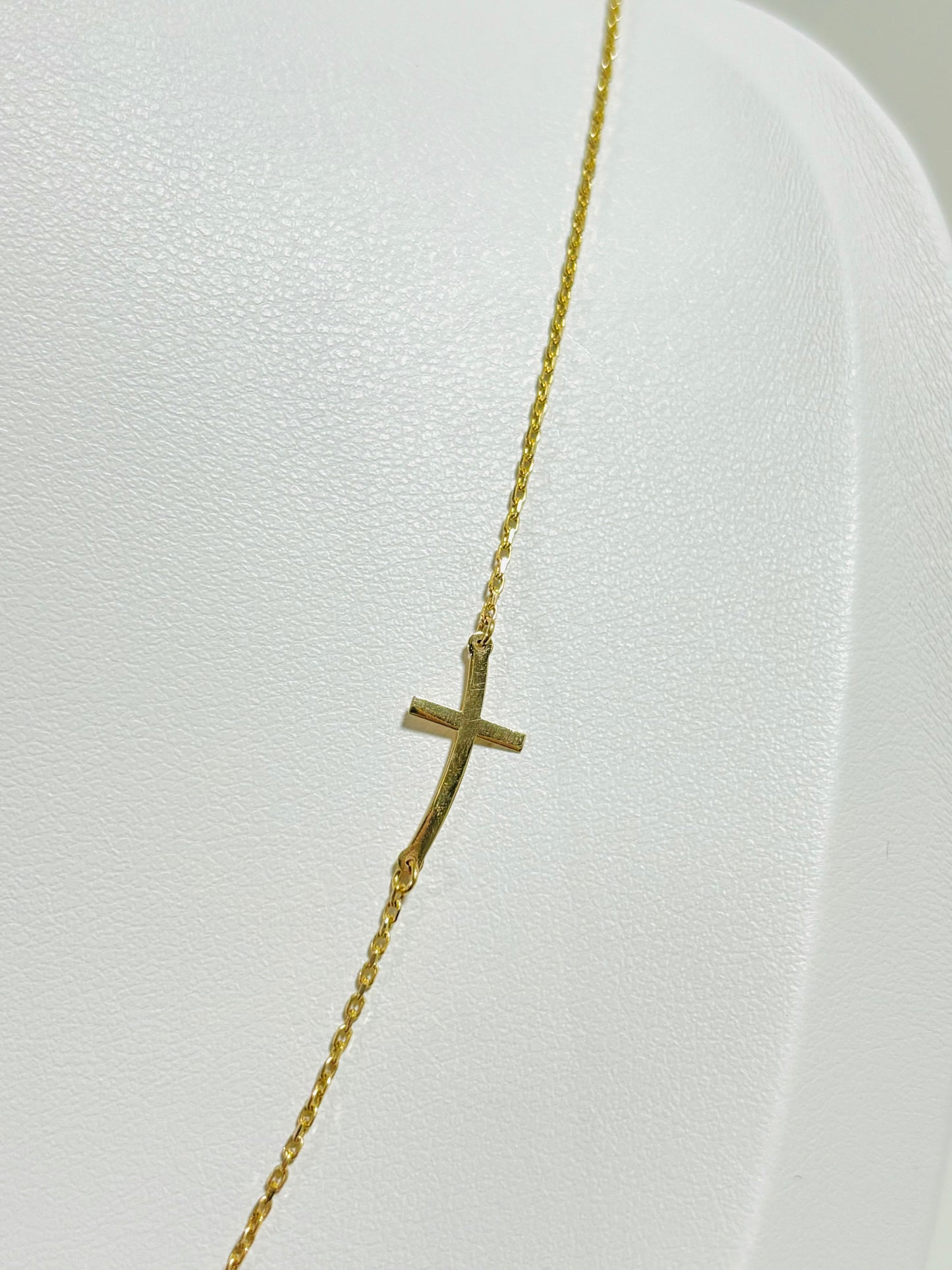 18K Gold Necklace with Attached Pendant Cross and Mama Mary