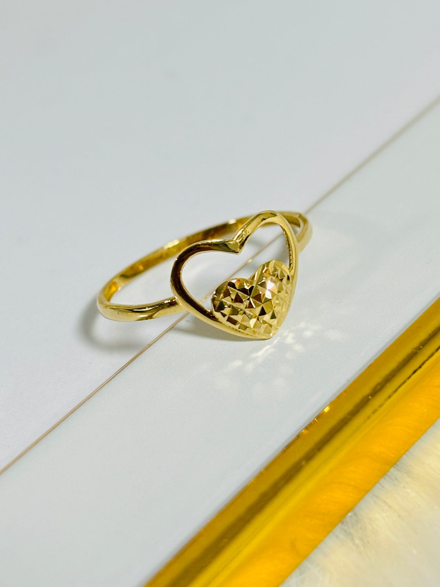 18K Gold Heart Ring
