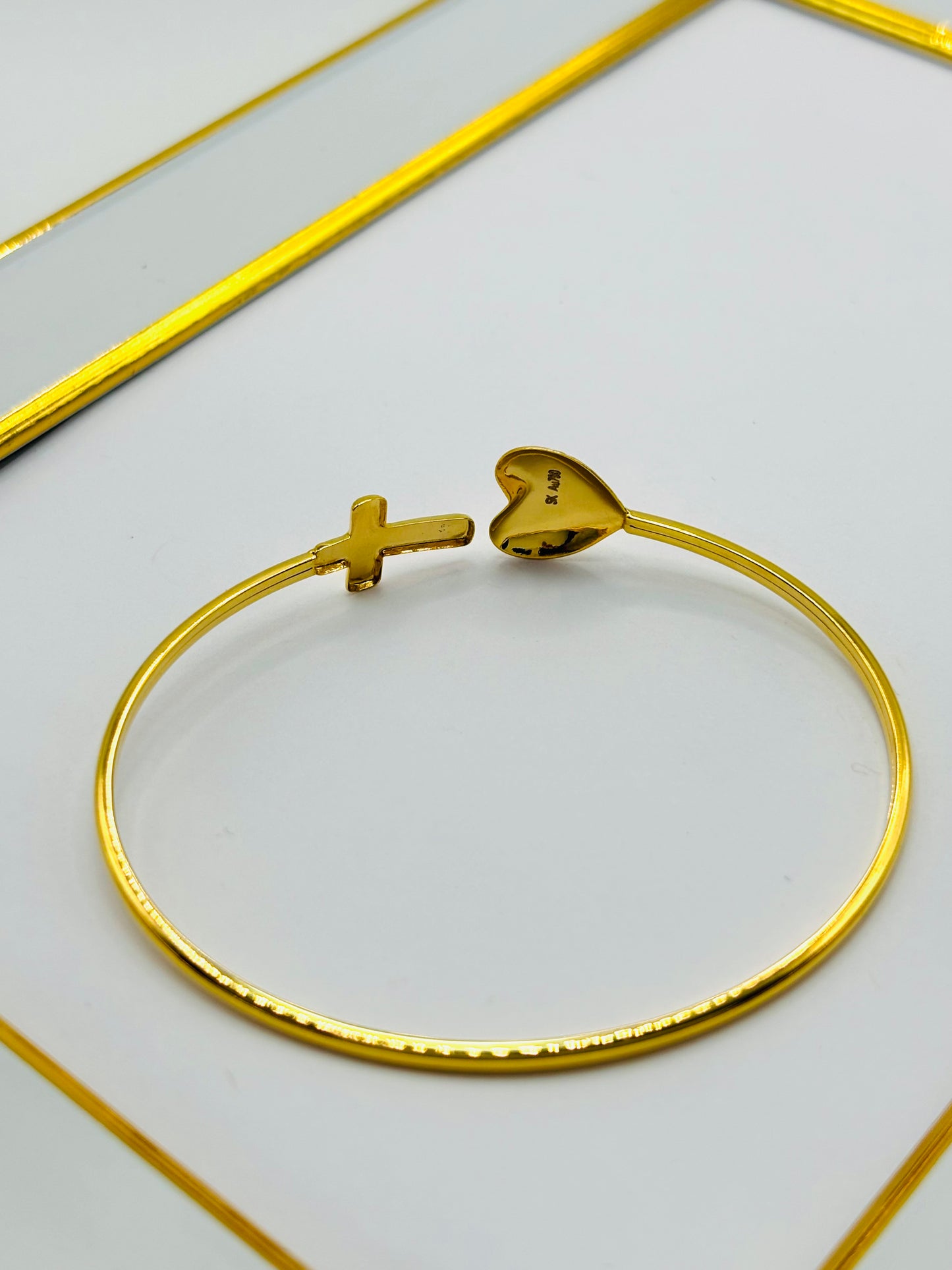 18K Gold Heart & Cross Bangle