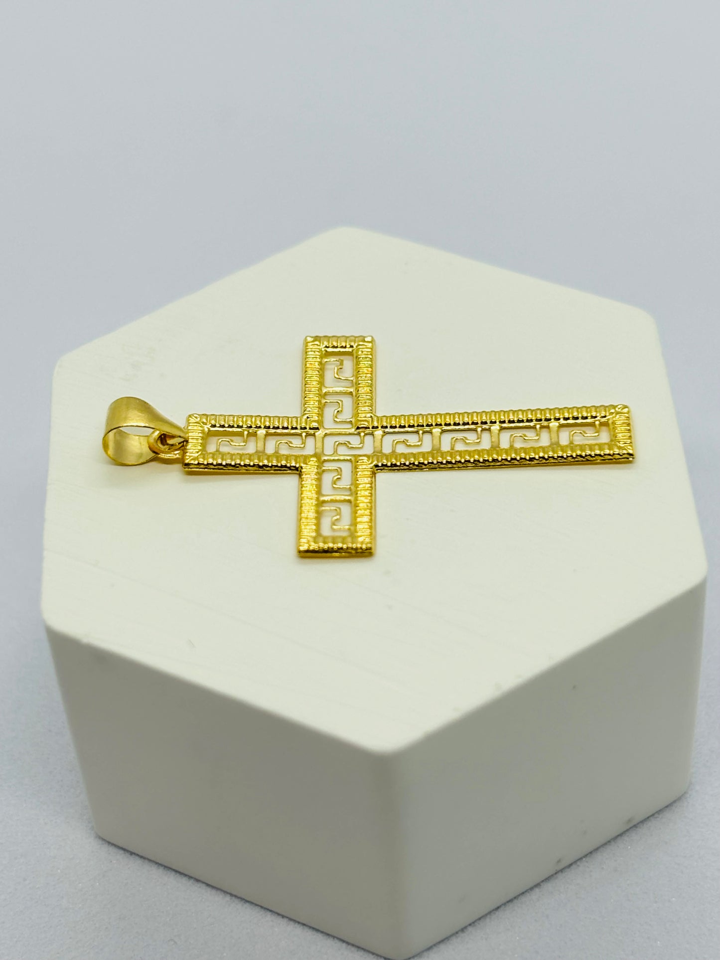 18K Gold Cross Pendant