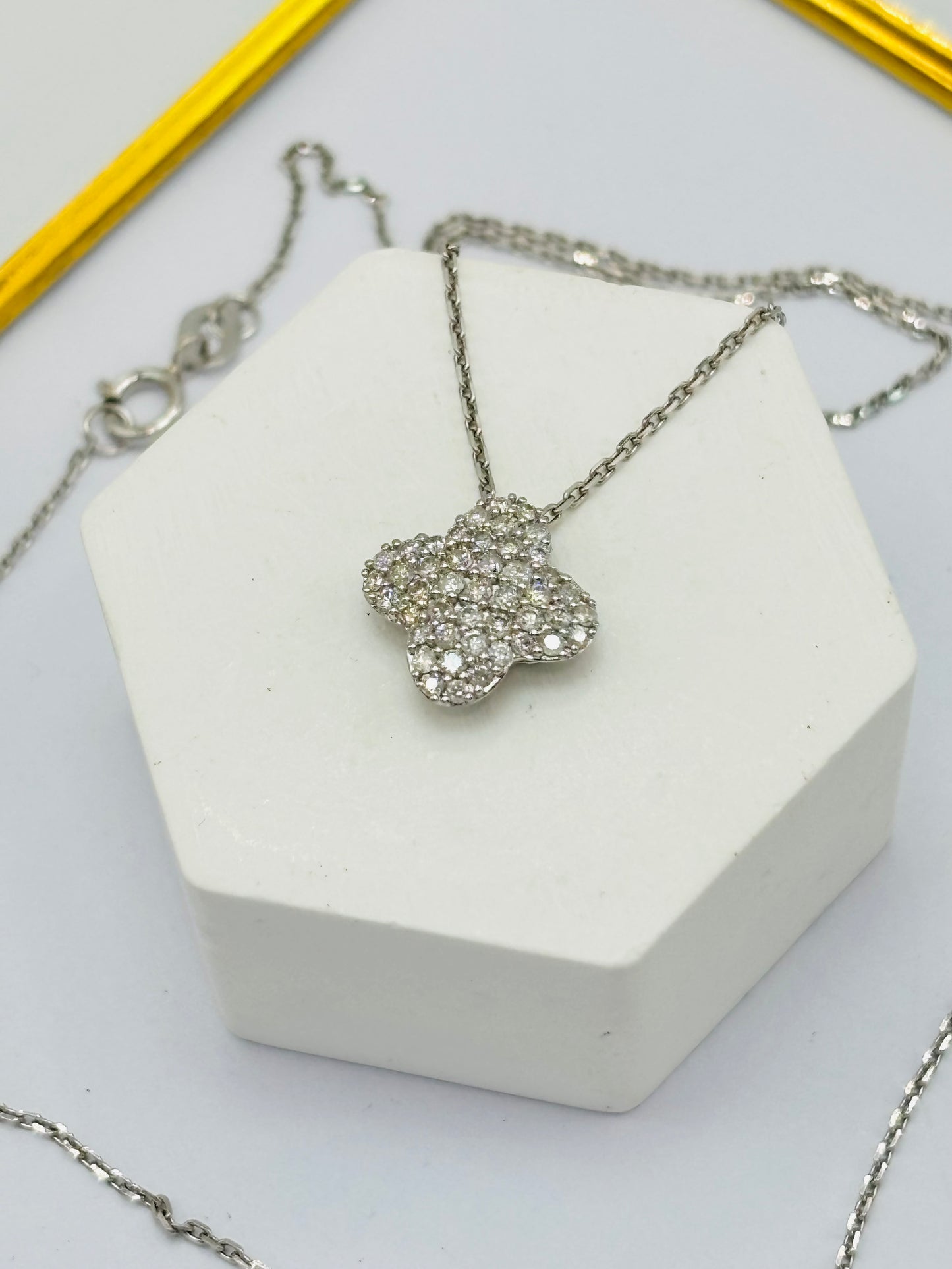 K18 Japan Clover 0.50ct Natural Diamond Necklace