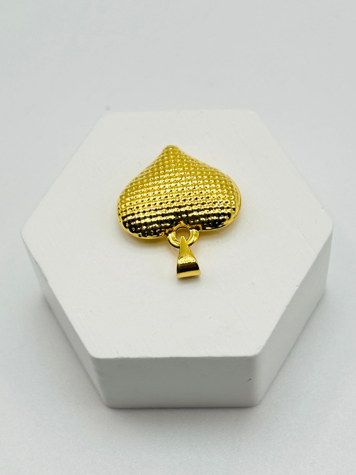 18K Gold Heart Pendant