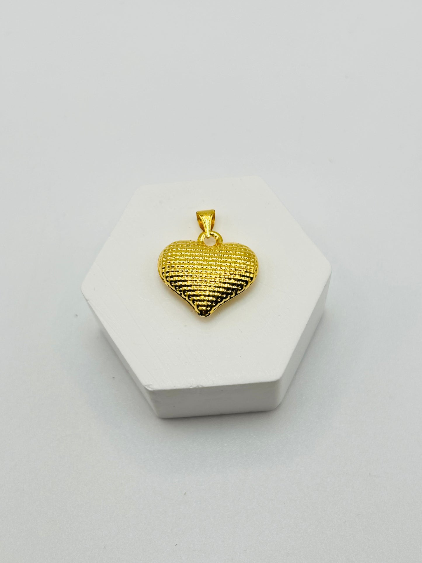 18K Gold Heart Pendant