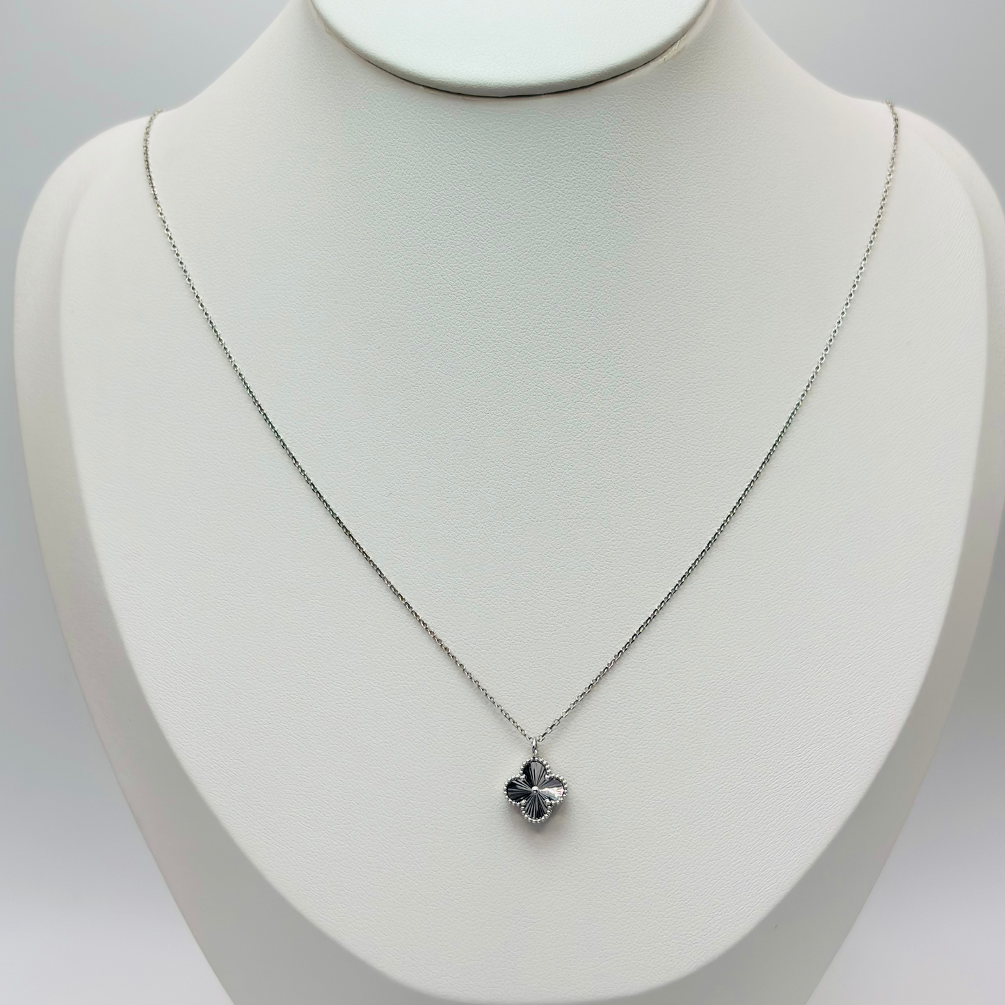 18K White Gold Clover Necklace