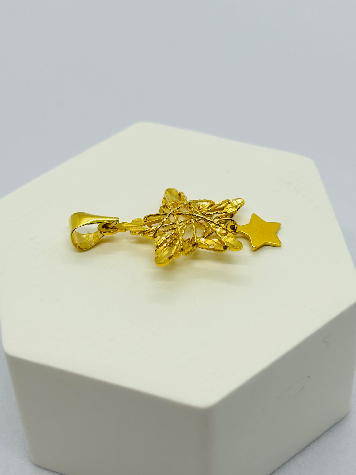 18K Gold Double Star Pendant