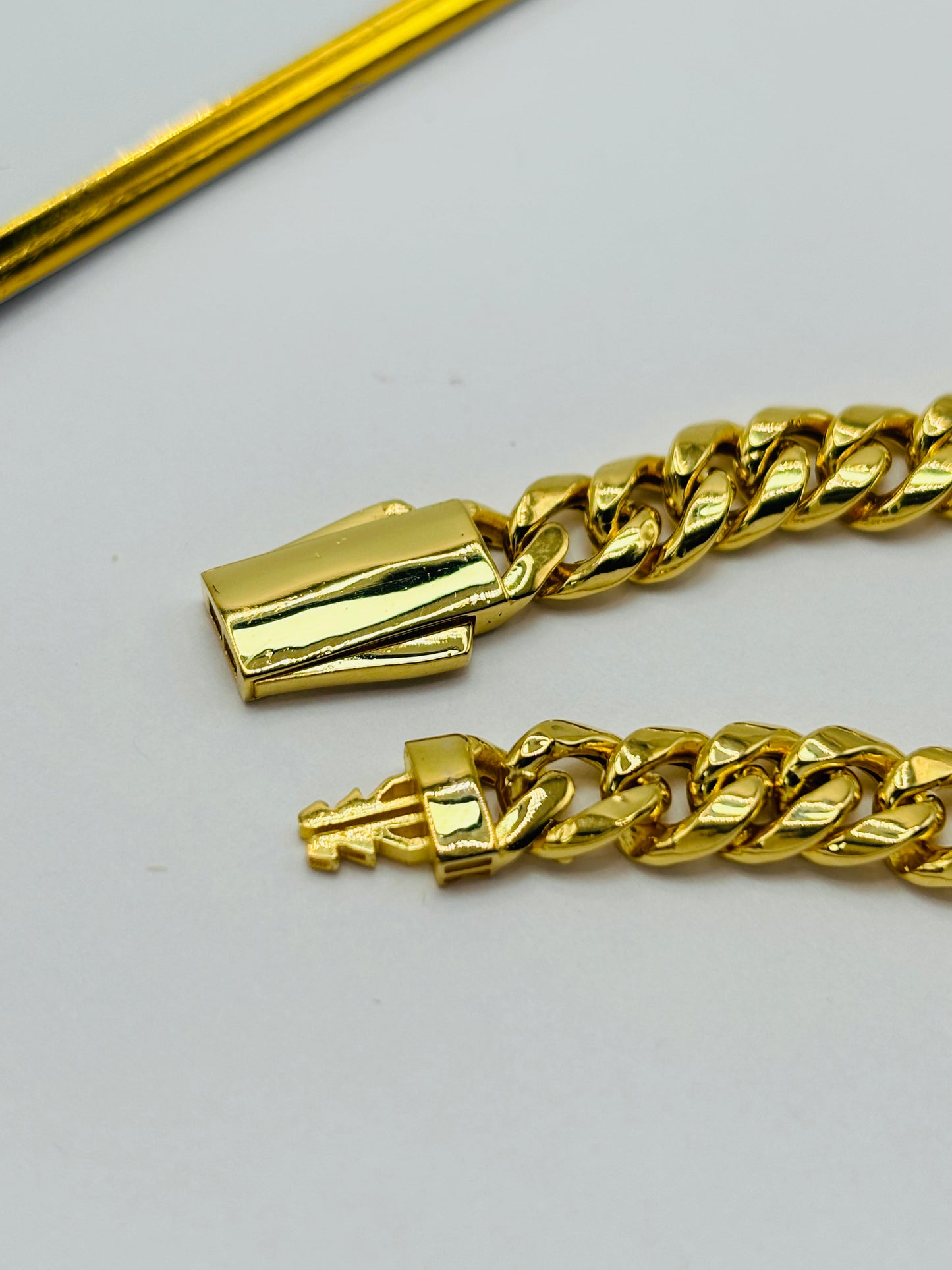 K18 Japan Gold Bracelet 7.4mm