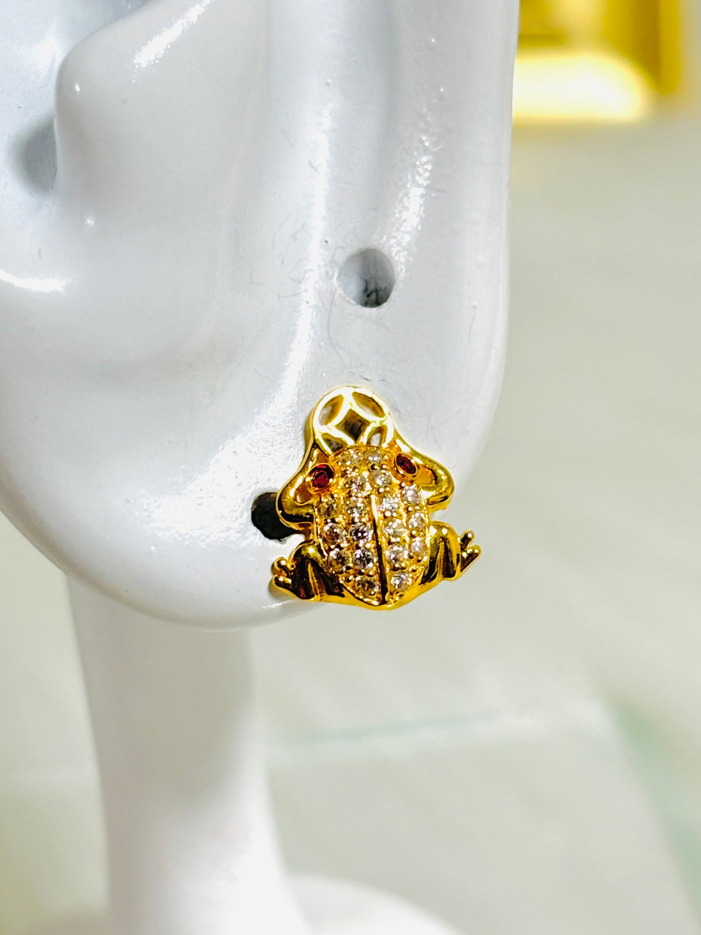 18K Gold Lucky Frog Earrings and Pendant Set
