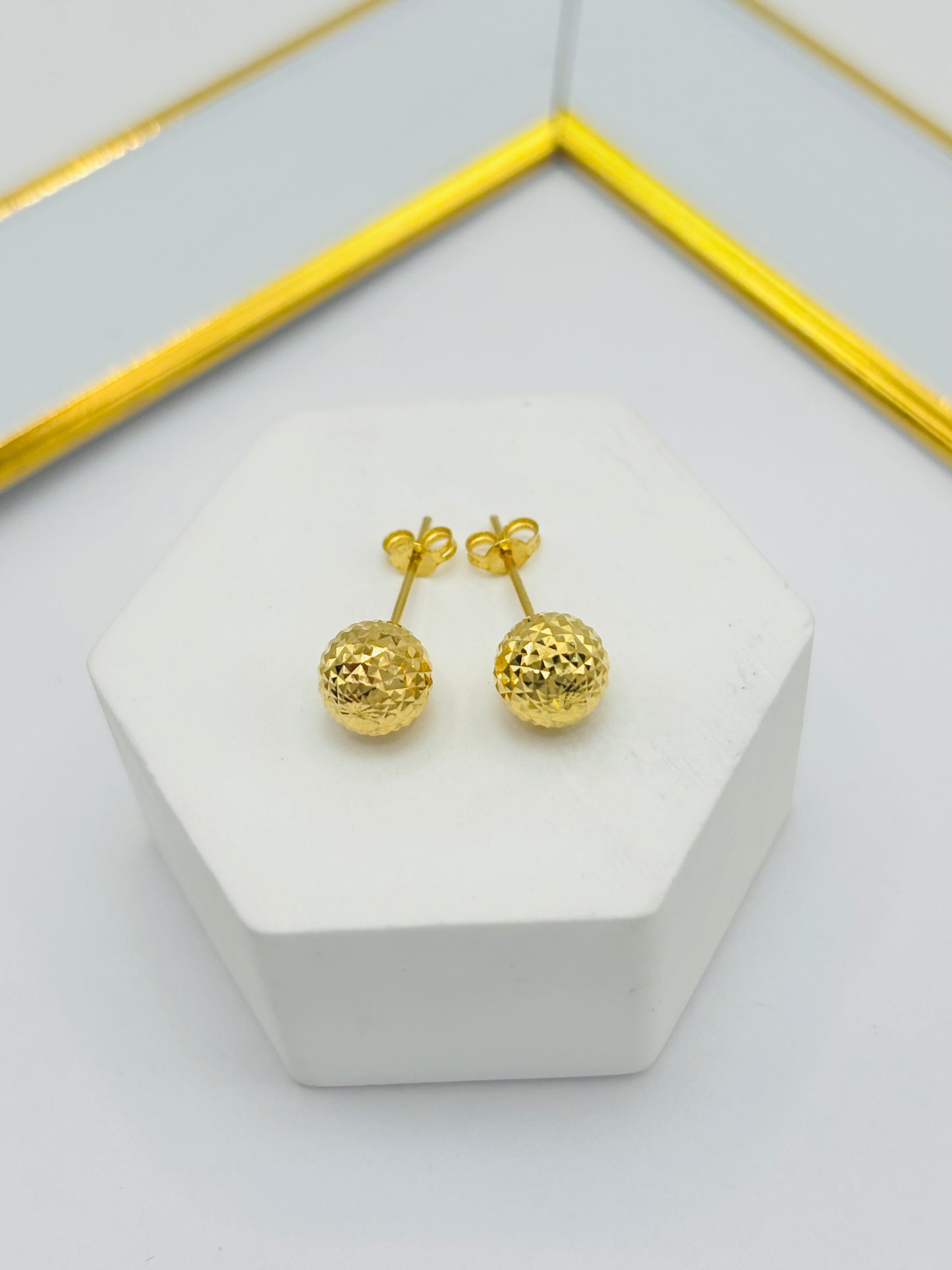 18K Gold Diamond Cut Ball Earrings