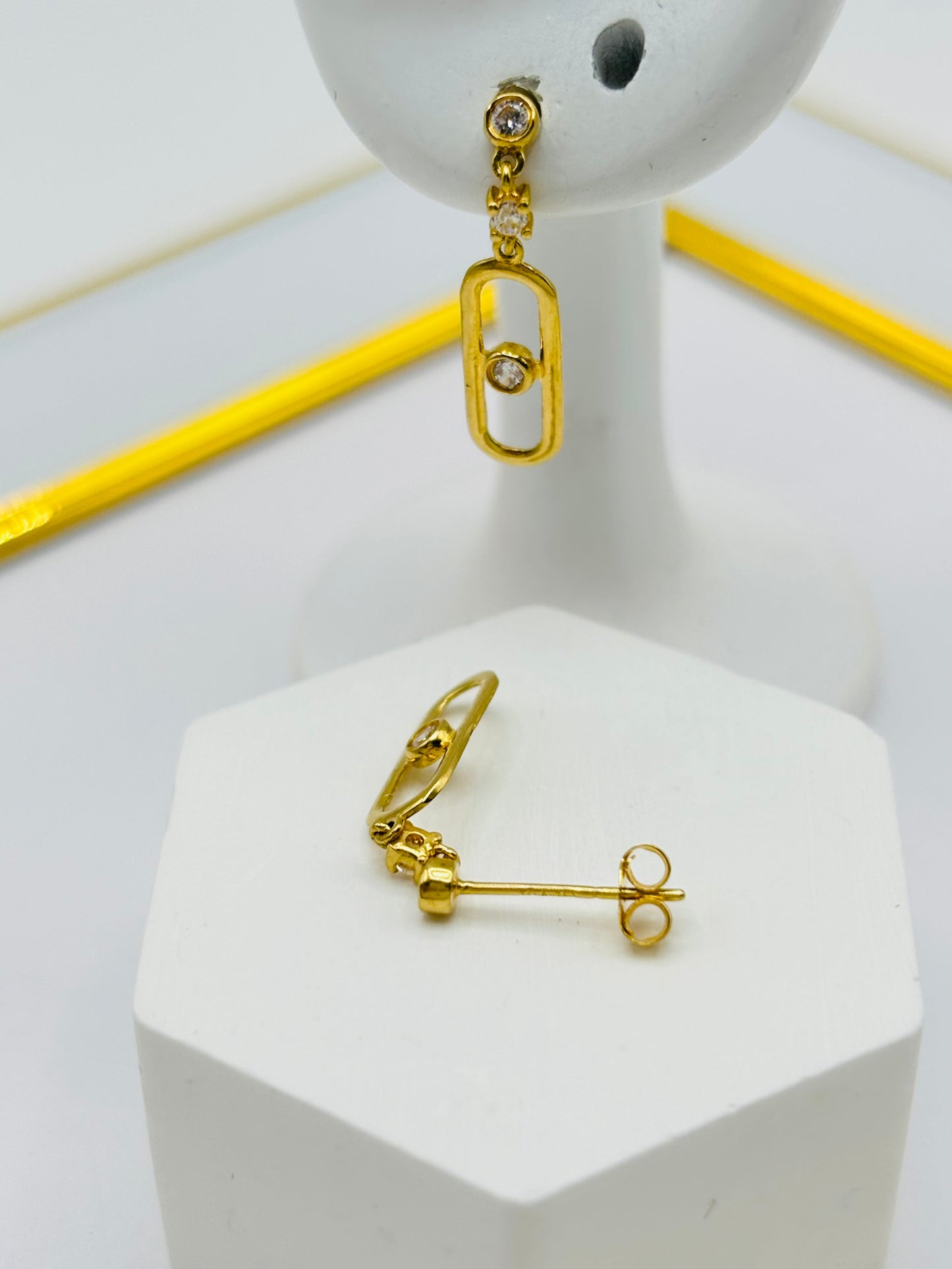 18K Gold Dangling Earrings