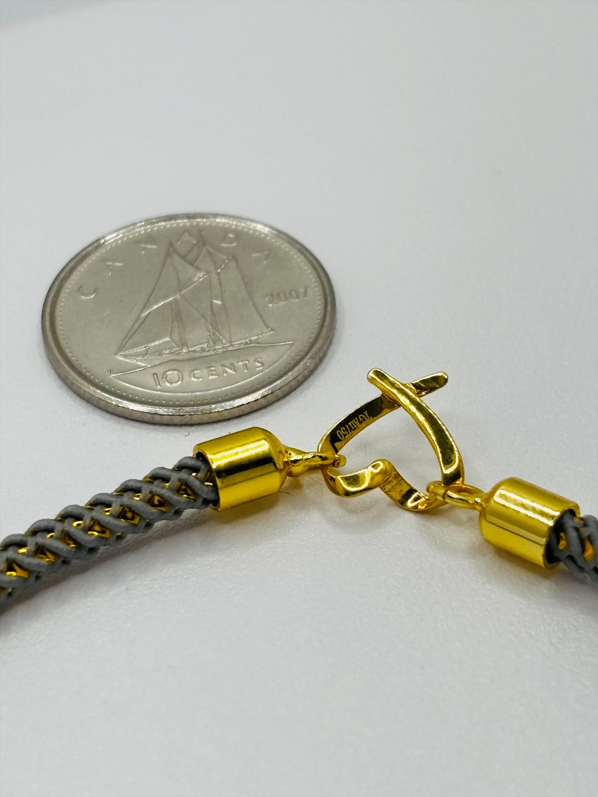 18K Gold Open Heart Small Gold/Gray String Bracelet