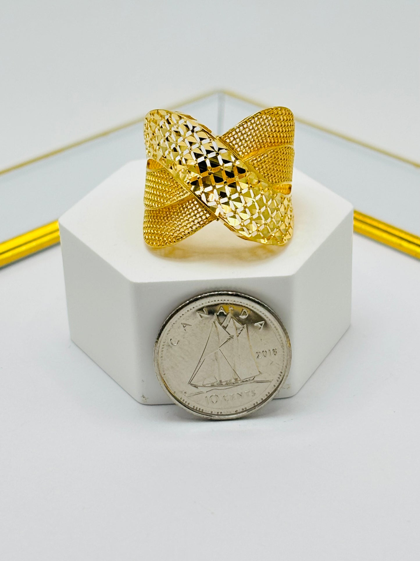 18K Gold Big Power Ring