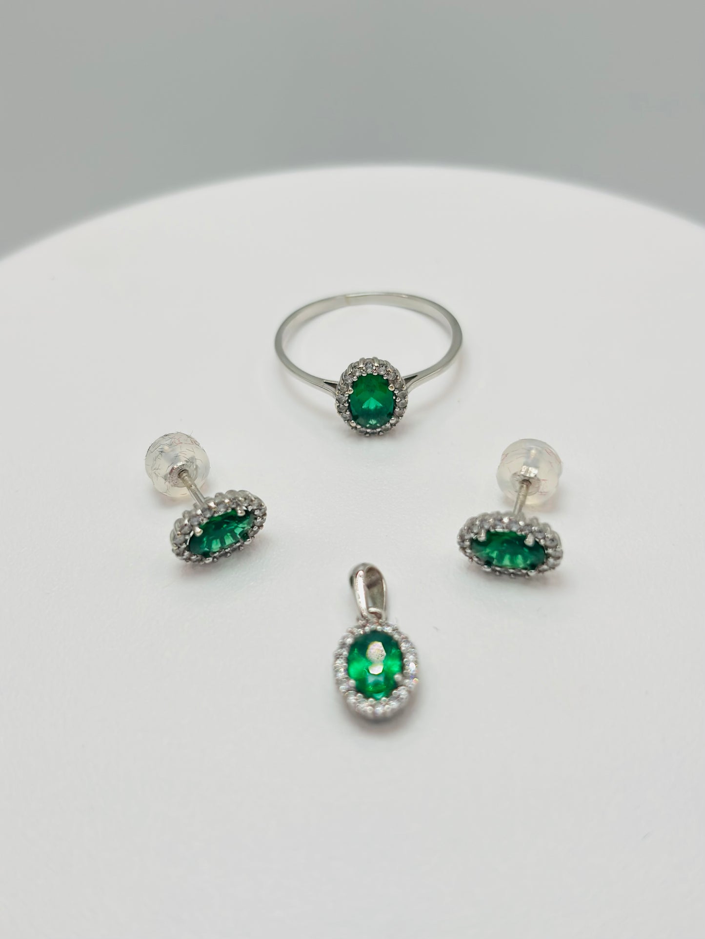 K18 Japan Earrings, Ring, and Pendant Zircon Green Stone Set