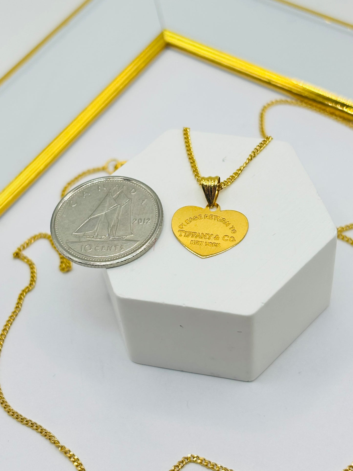 18K Gold Curb Chain with Heart Pendant Set