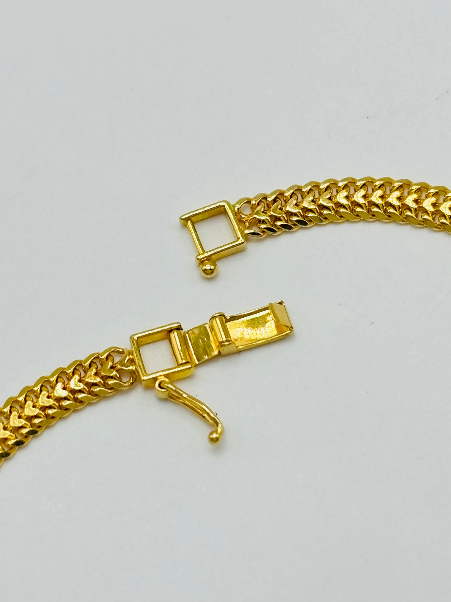 K18 Japan Gold Heartbiz Bracelet