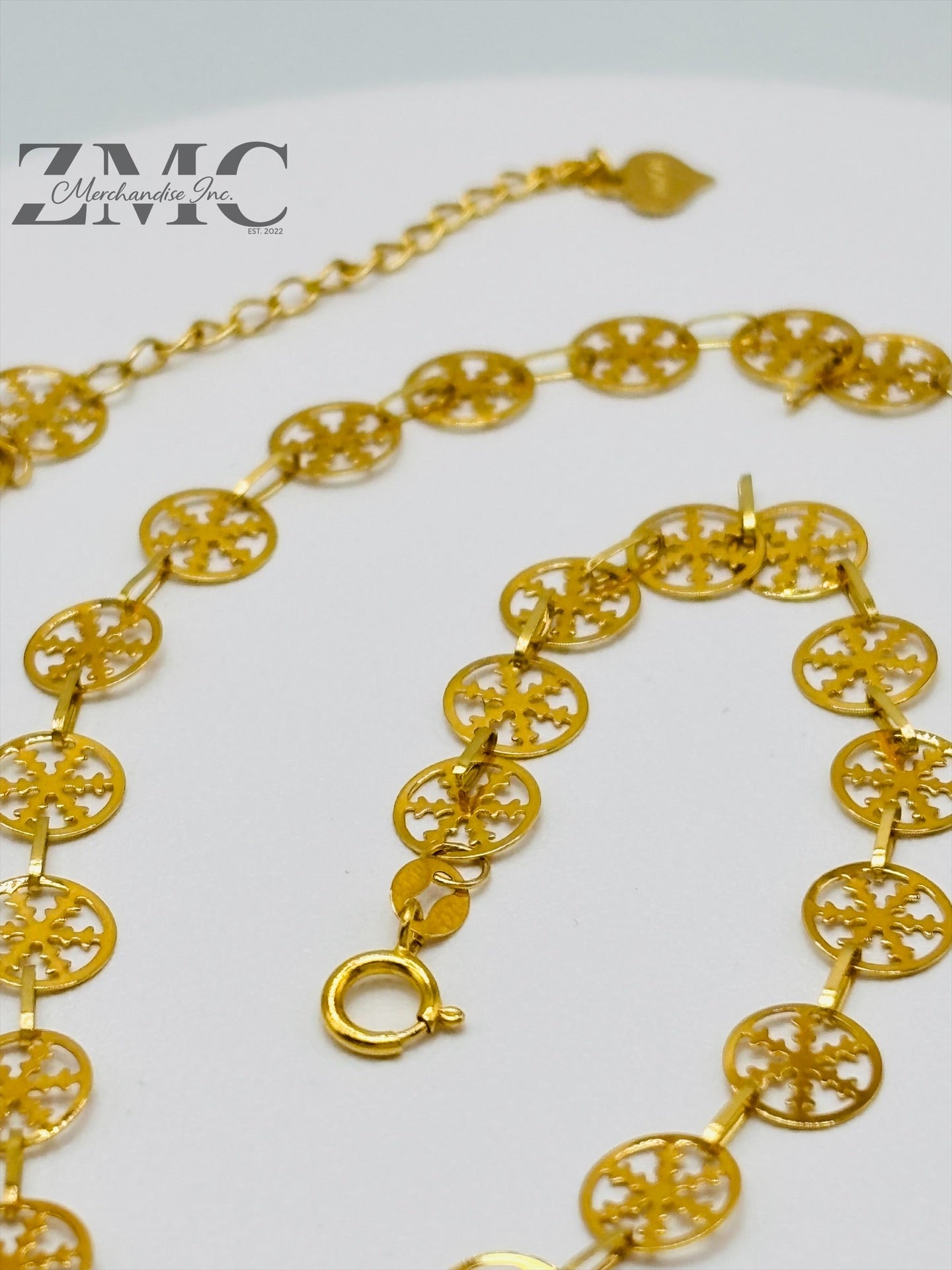 18K Gold Snow Flakes Necklace