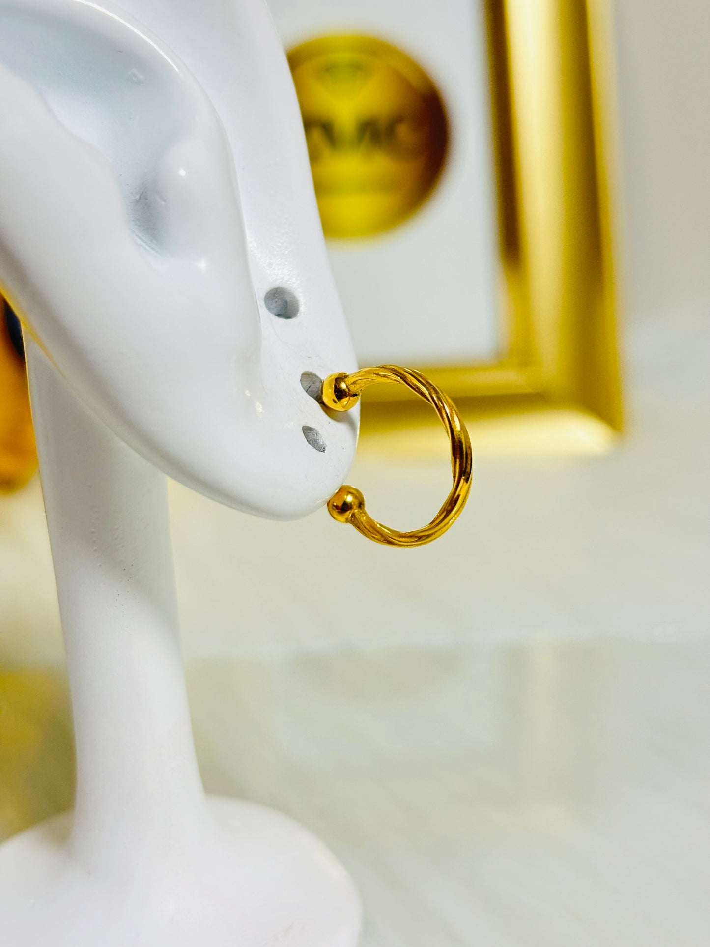 18K Gold Loop Stud Earrings