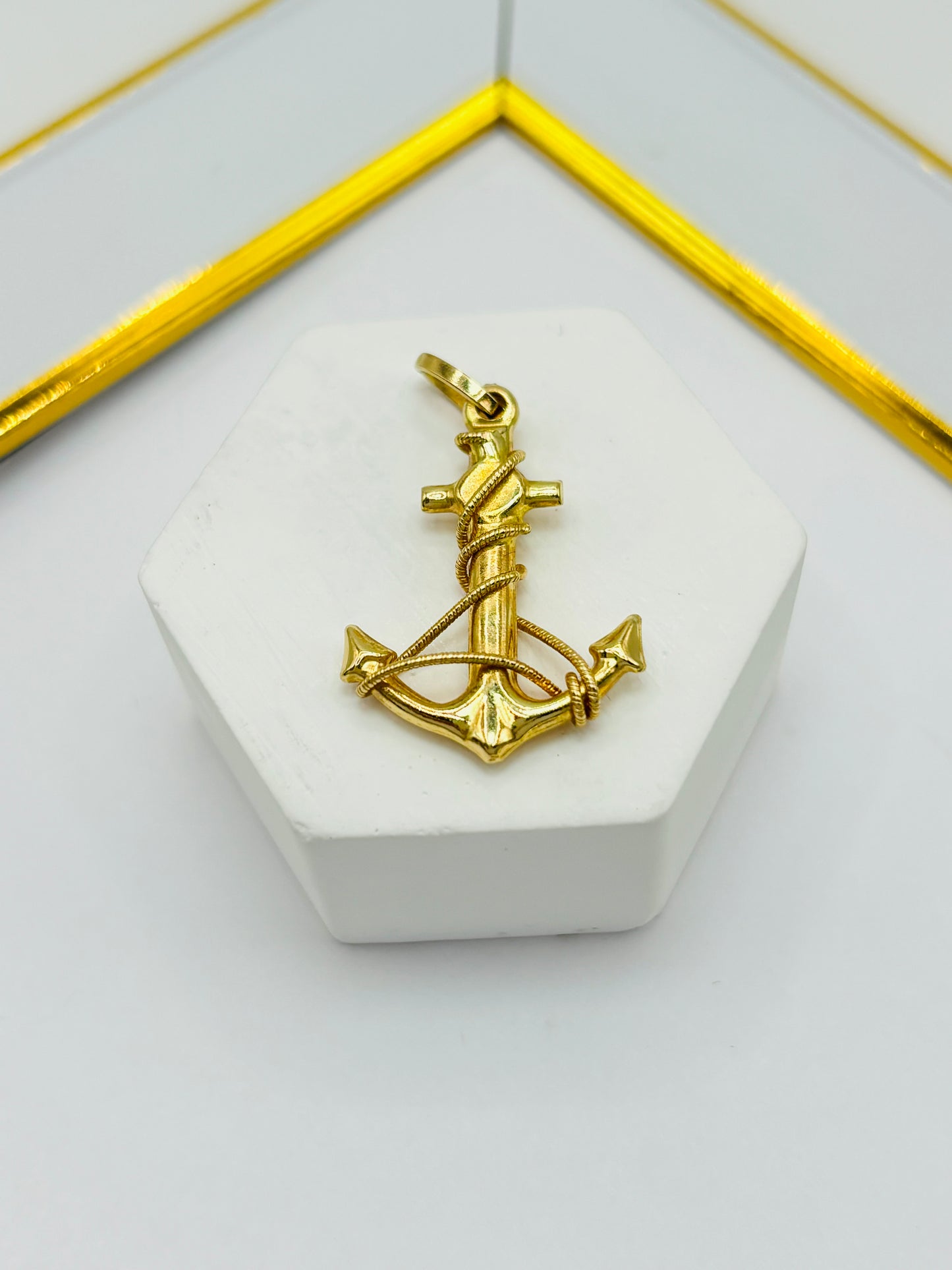 K18 Japan Gold Anchor Pendant