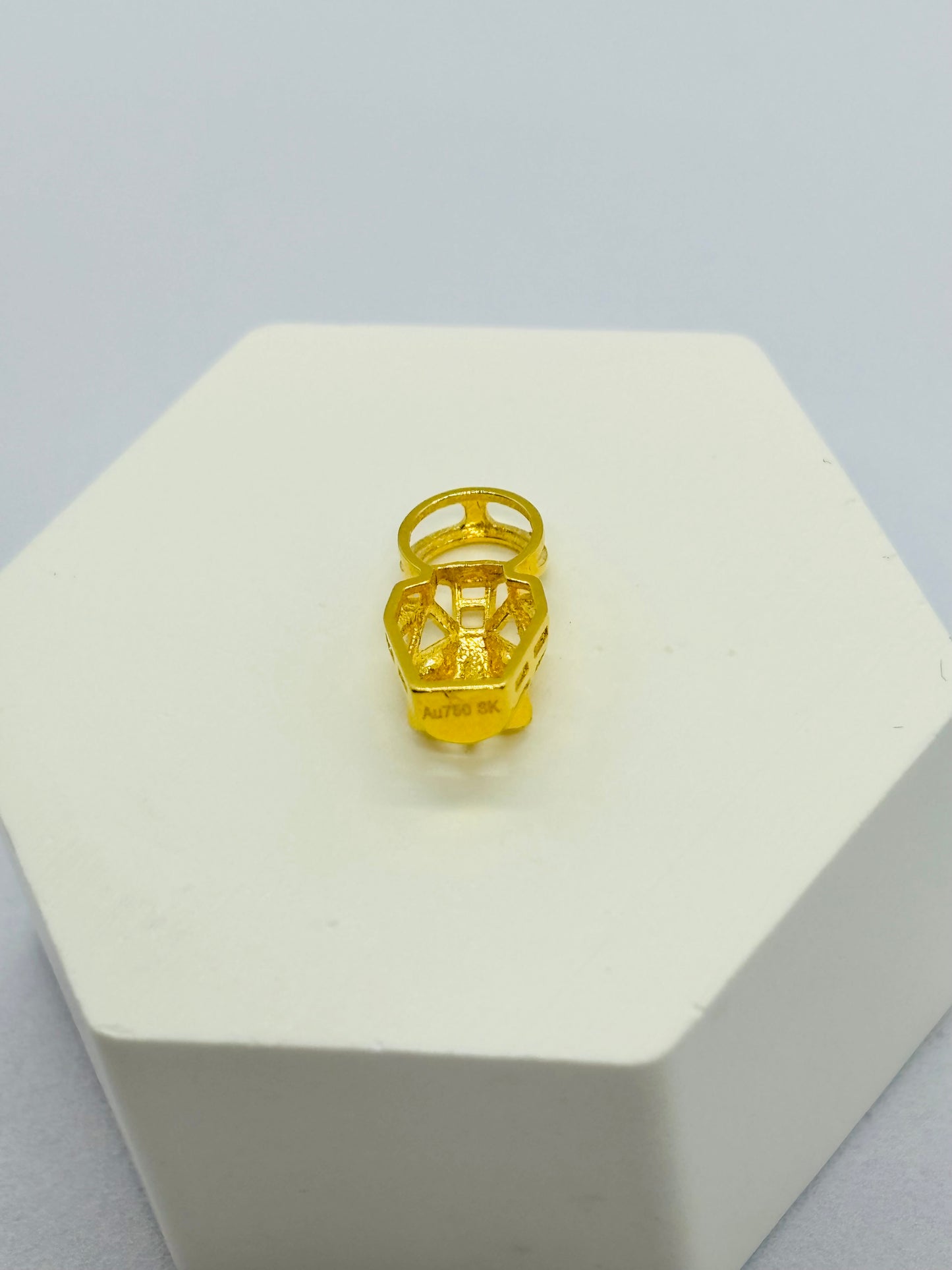18k Gold Small Panther Pendant