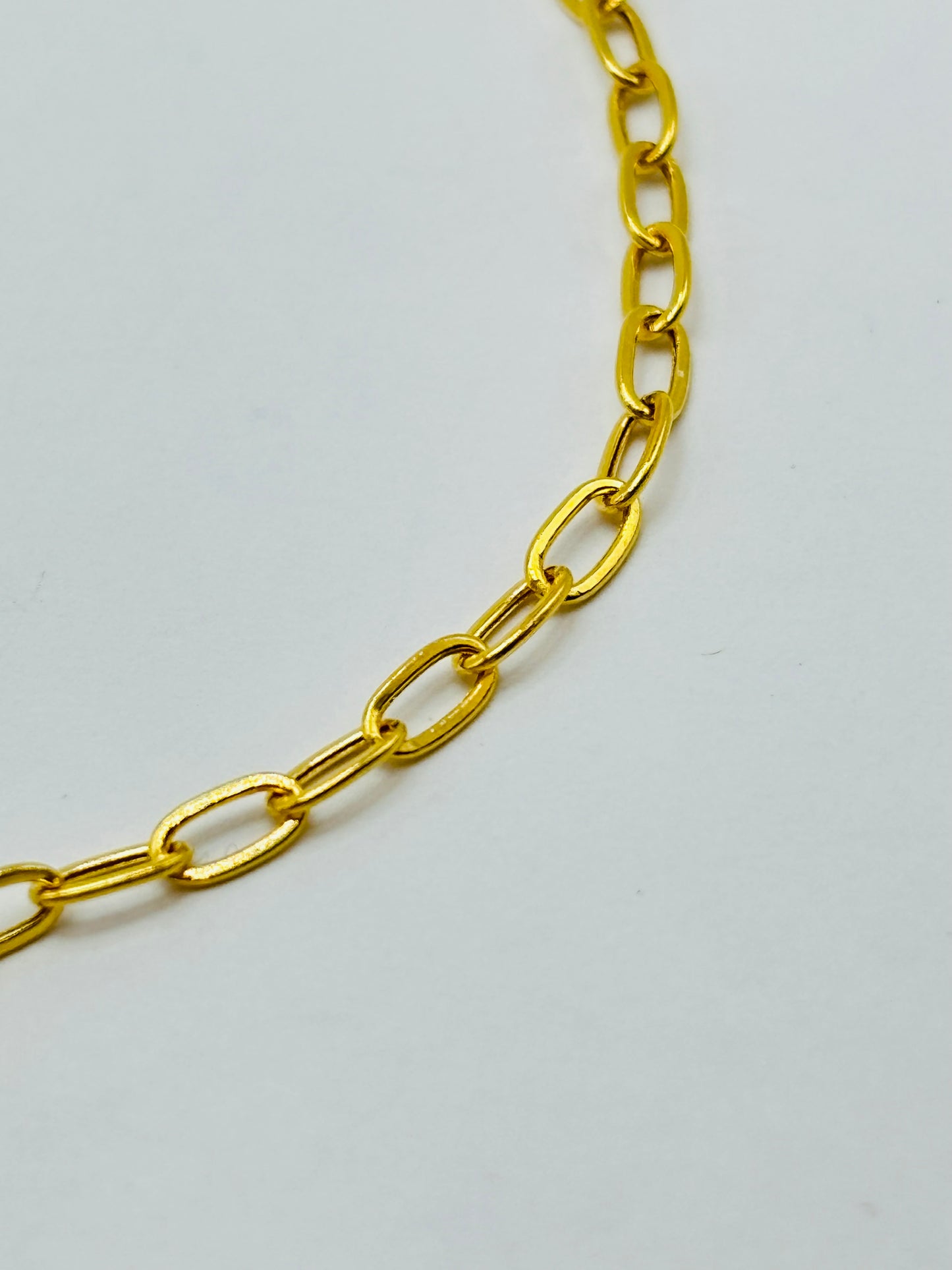 18K Gold Small Link Paperclip Bracelet