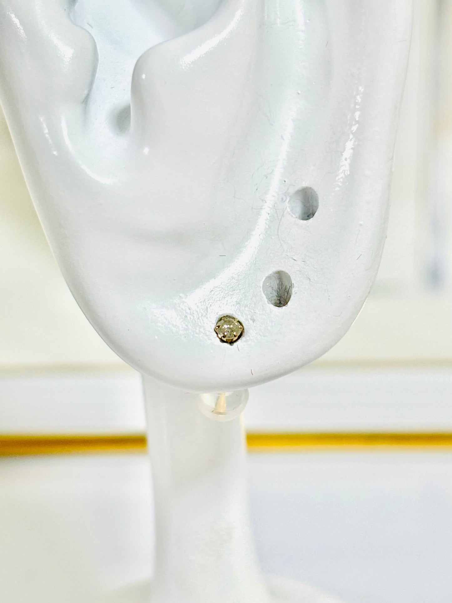 18K Gold Baby Earrings 0.10 carat Natural Diamond