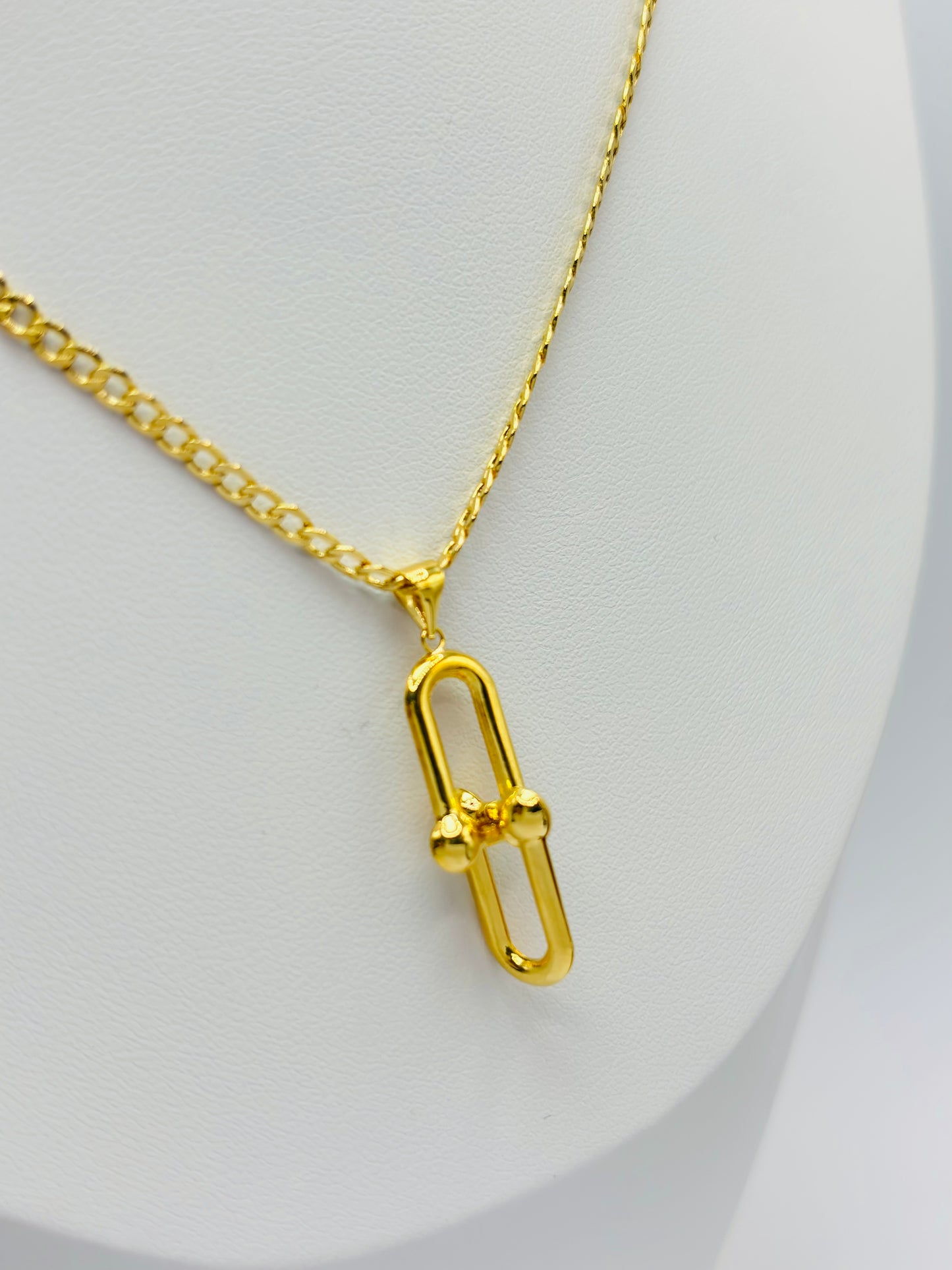 18K Gold Curb Necklace