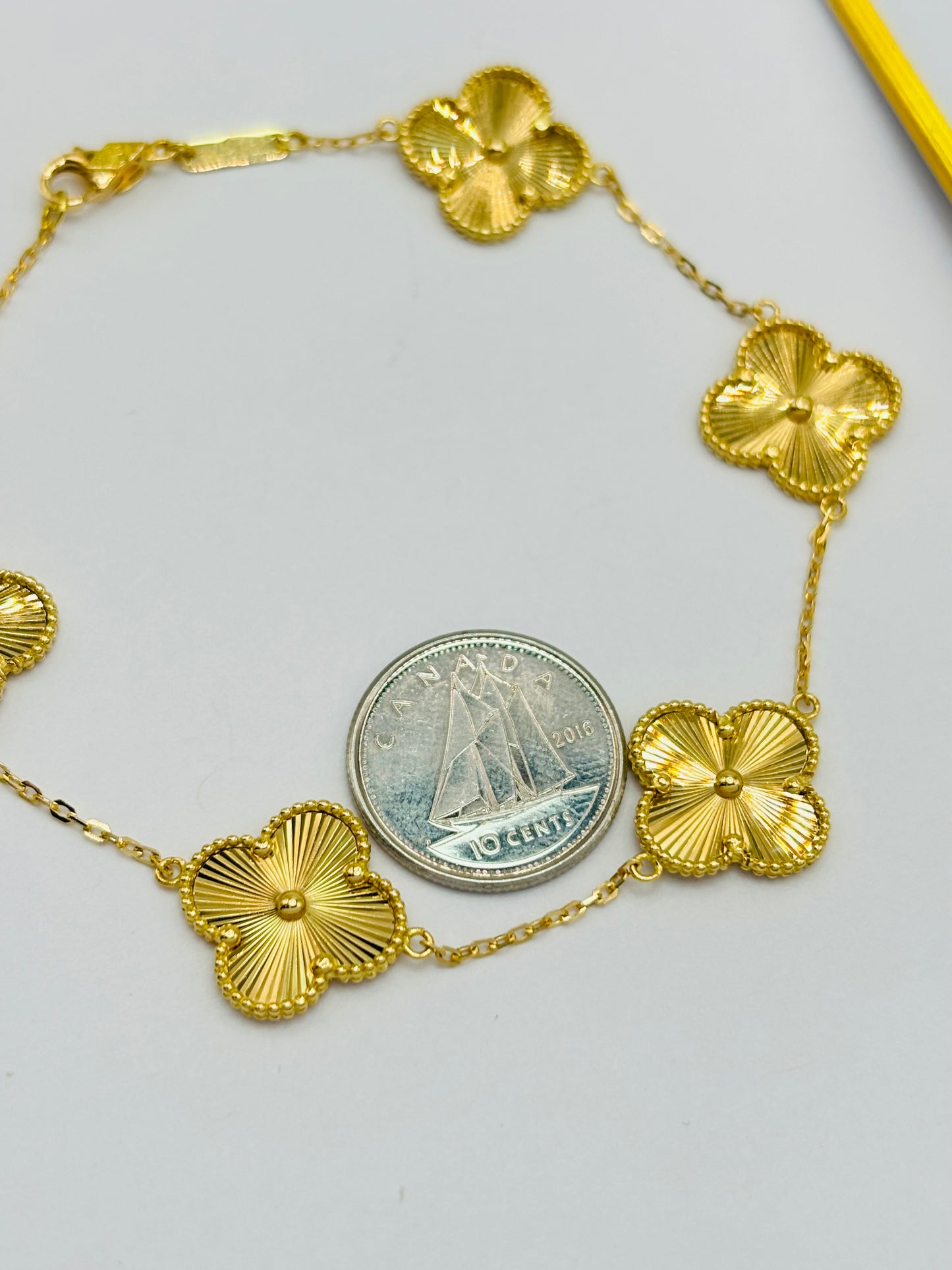 18K Gold 5 Clover Bracelet 15mm