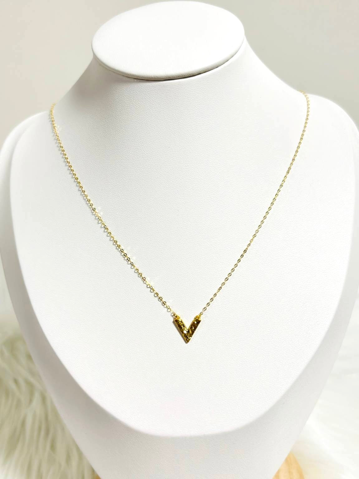 18K Gold V Attached Necklace