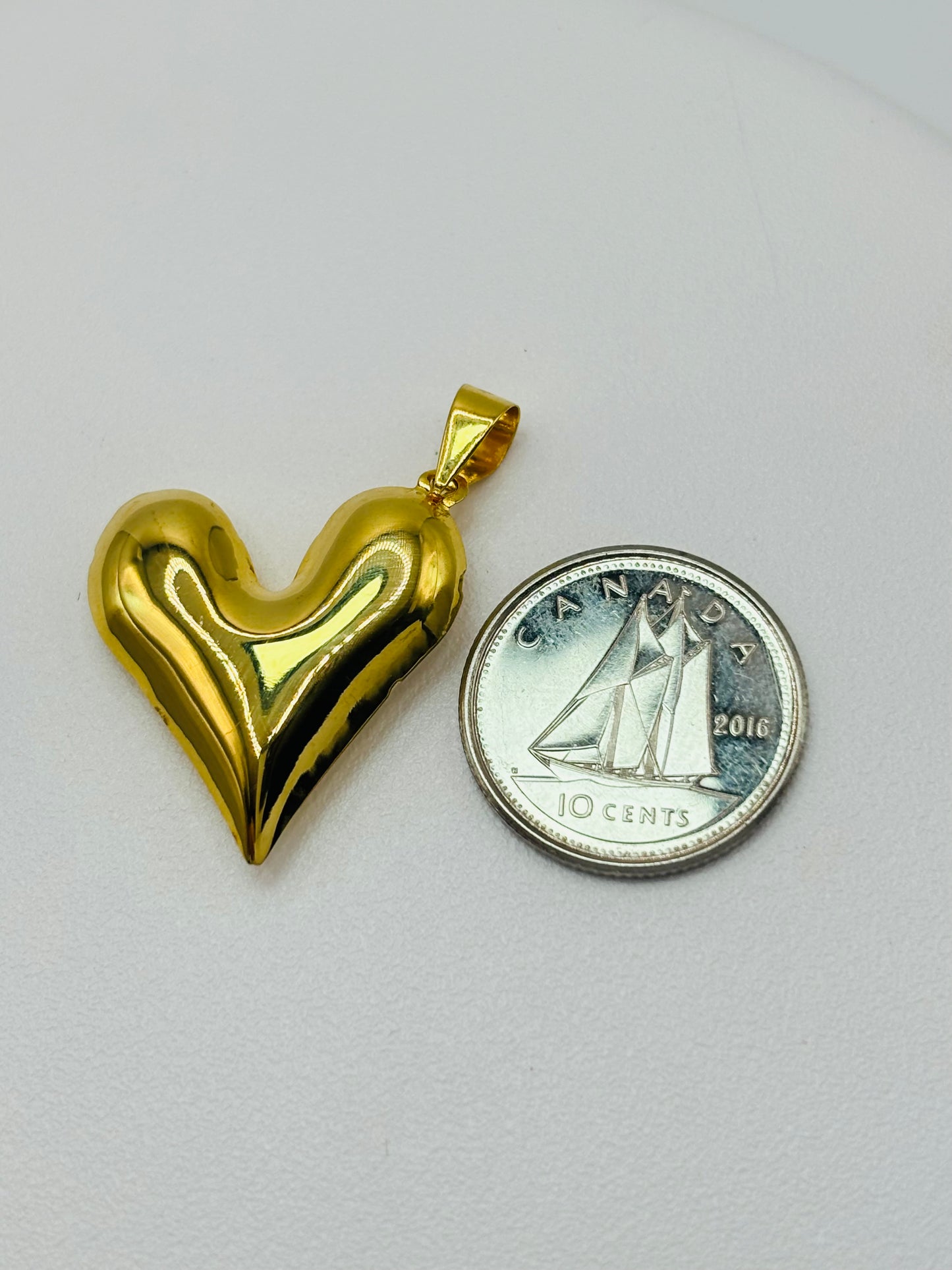 18K Gold Plain Heart Earrings and Pendant Set
