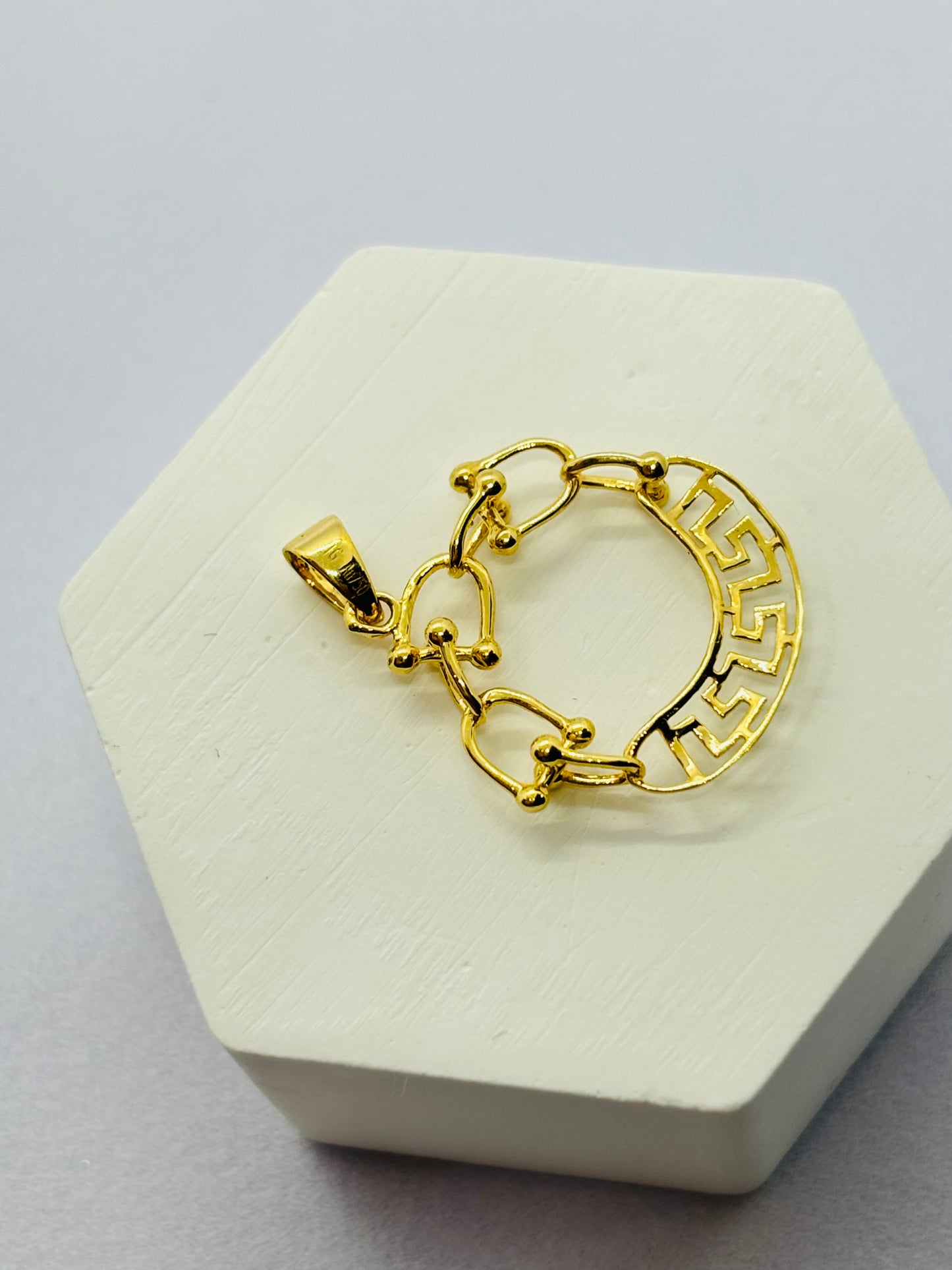 18K Gold Circle Hardware Pendant