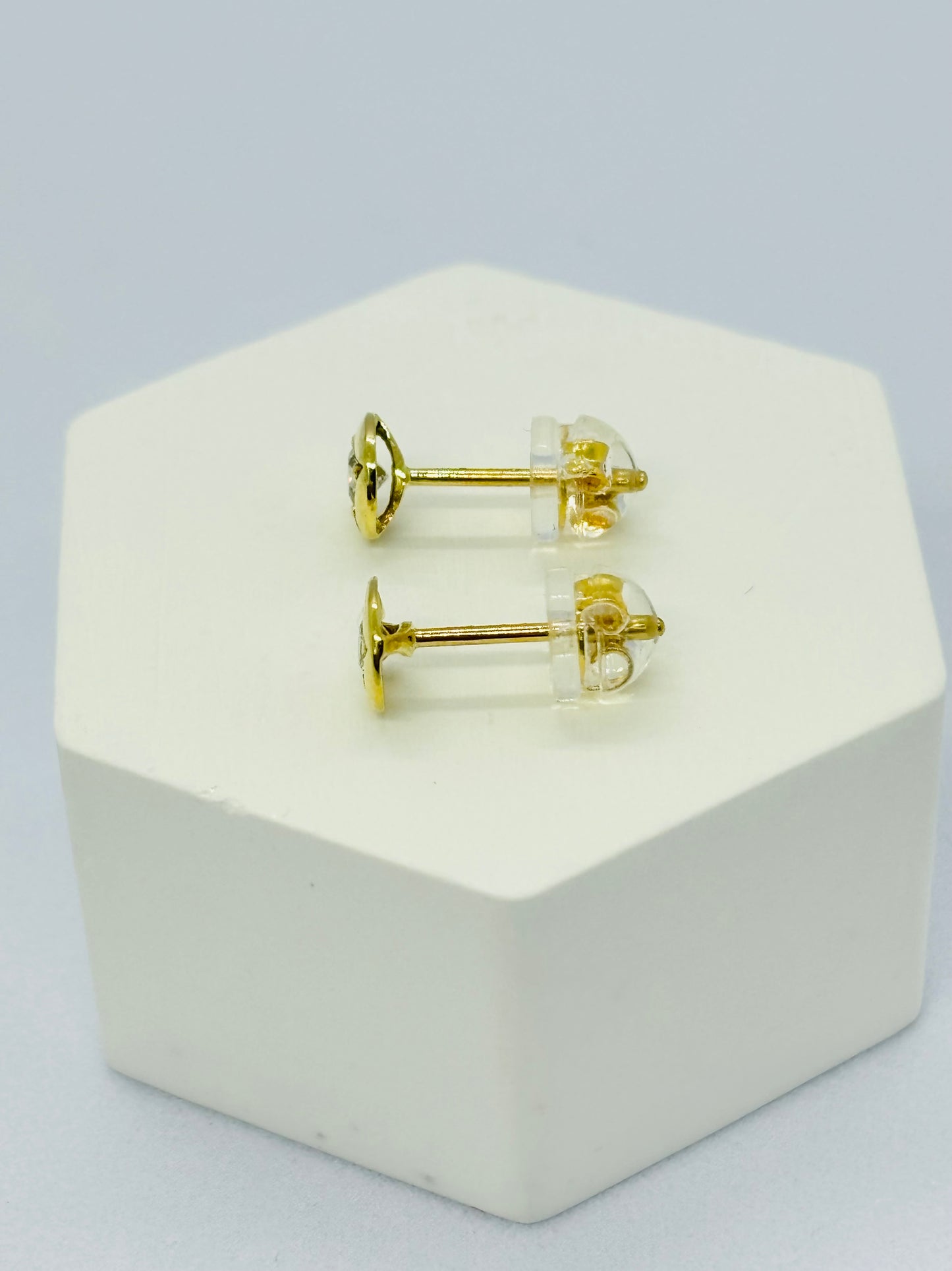 K18 Japan Gold Circle Natural Diamond Earrings 0.20ct