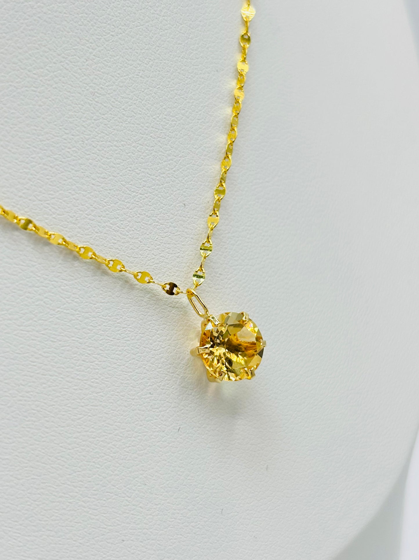 18K Gold Dancing Chain with K18 Japan Gold Natural Citrine Earrings and Pendant Set