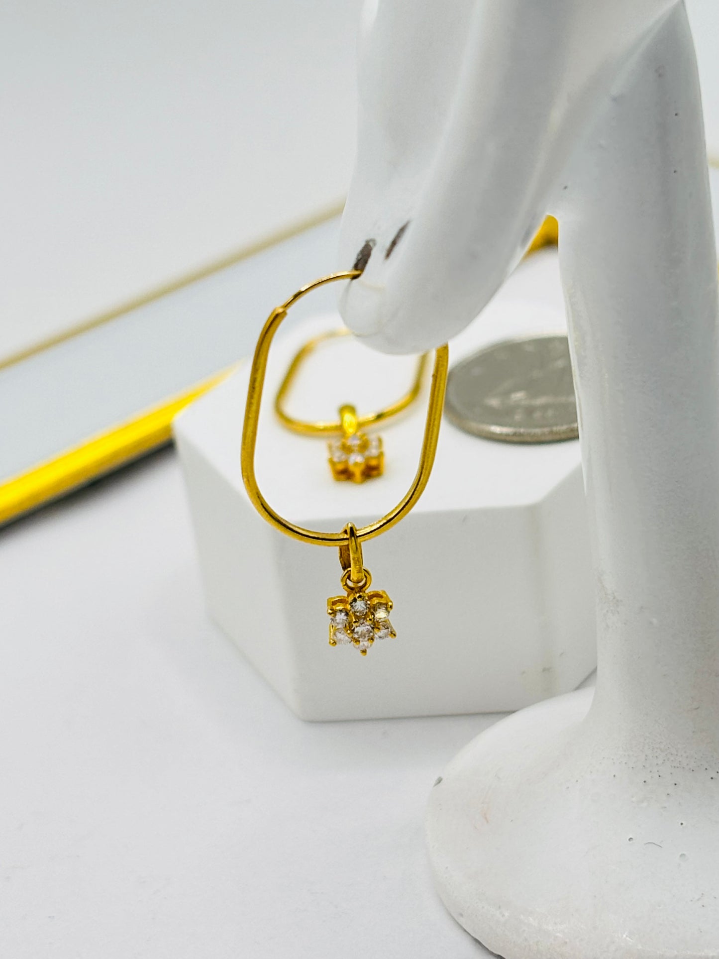 18K Gold Oval Loop with Rositas Earrings