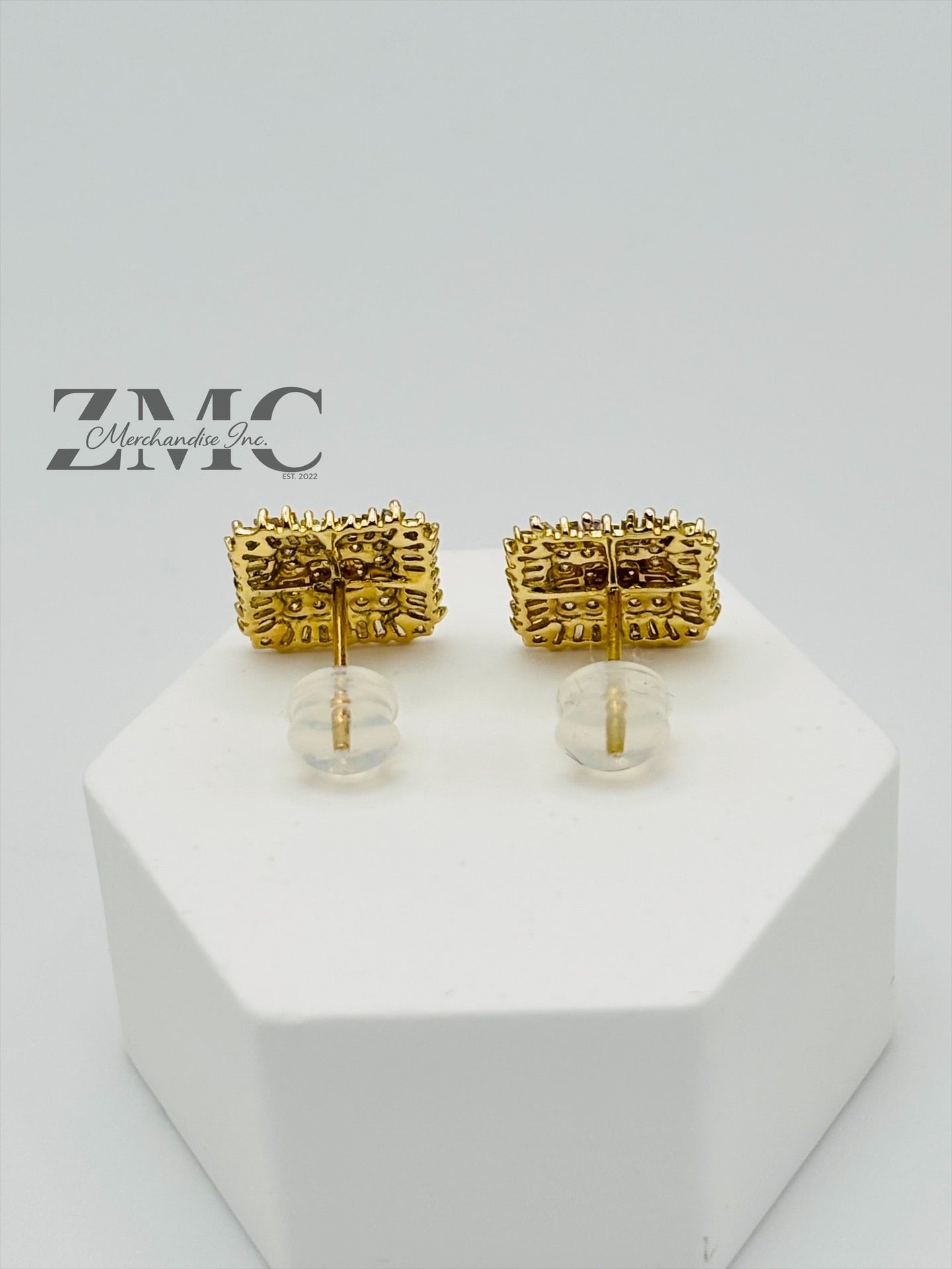 K18 Japan Gold Princess Round Baguette Natural Diamond Earrings 1 carat
