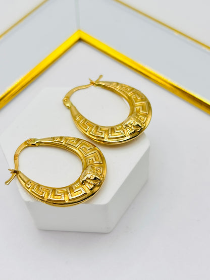 18K Gold Loop Earrings