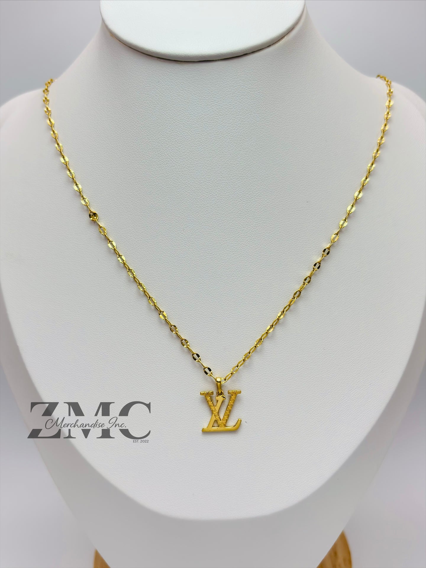 18K Gold L Necklace