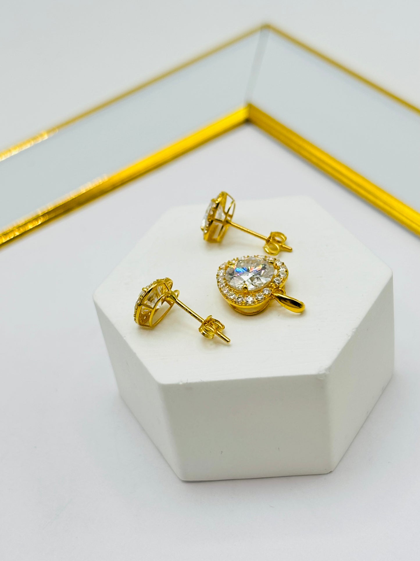 18K Gold Heart Earrings and Pendant Set Moissanite Diamond