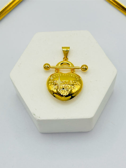 18K Gold Heart Pendant