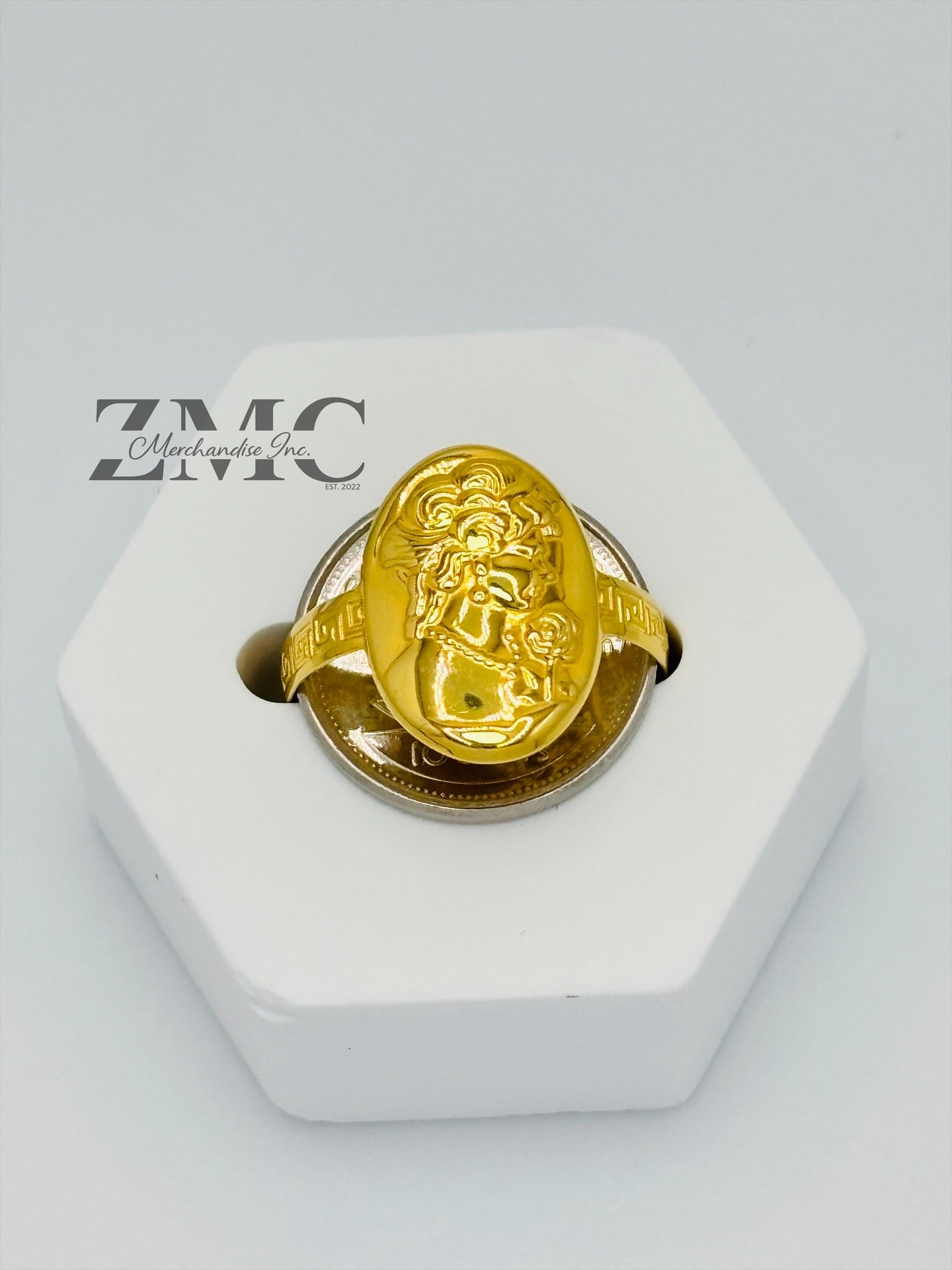 18K Gold Cameo Ring