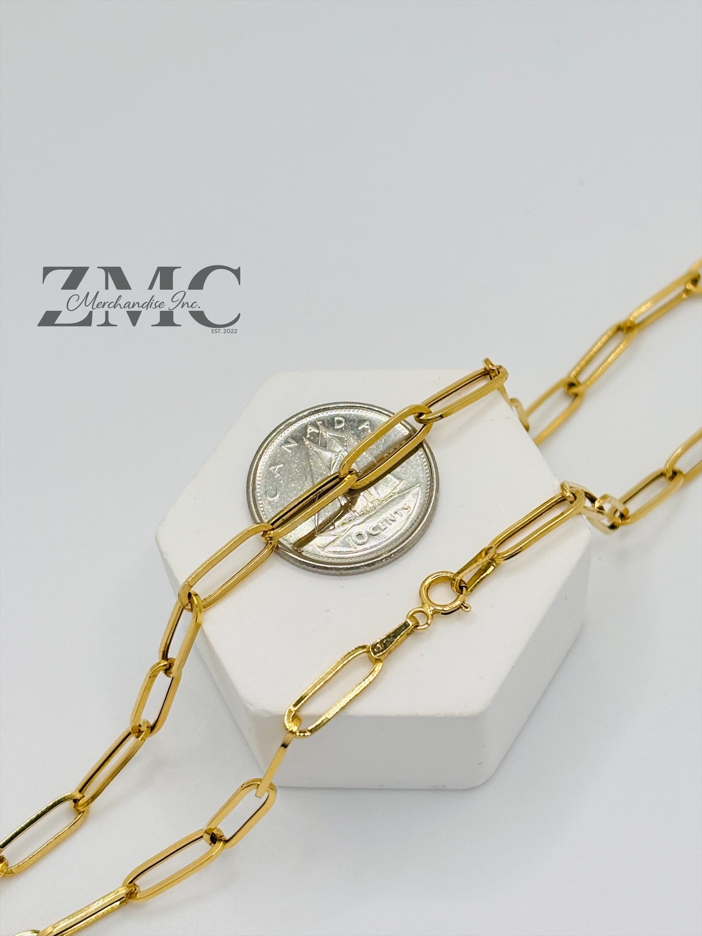 18K Gold Paperclip G Necklace