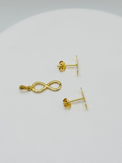 18K Gold Infinity Earrings and Pendant Set