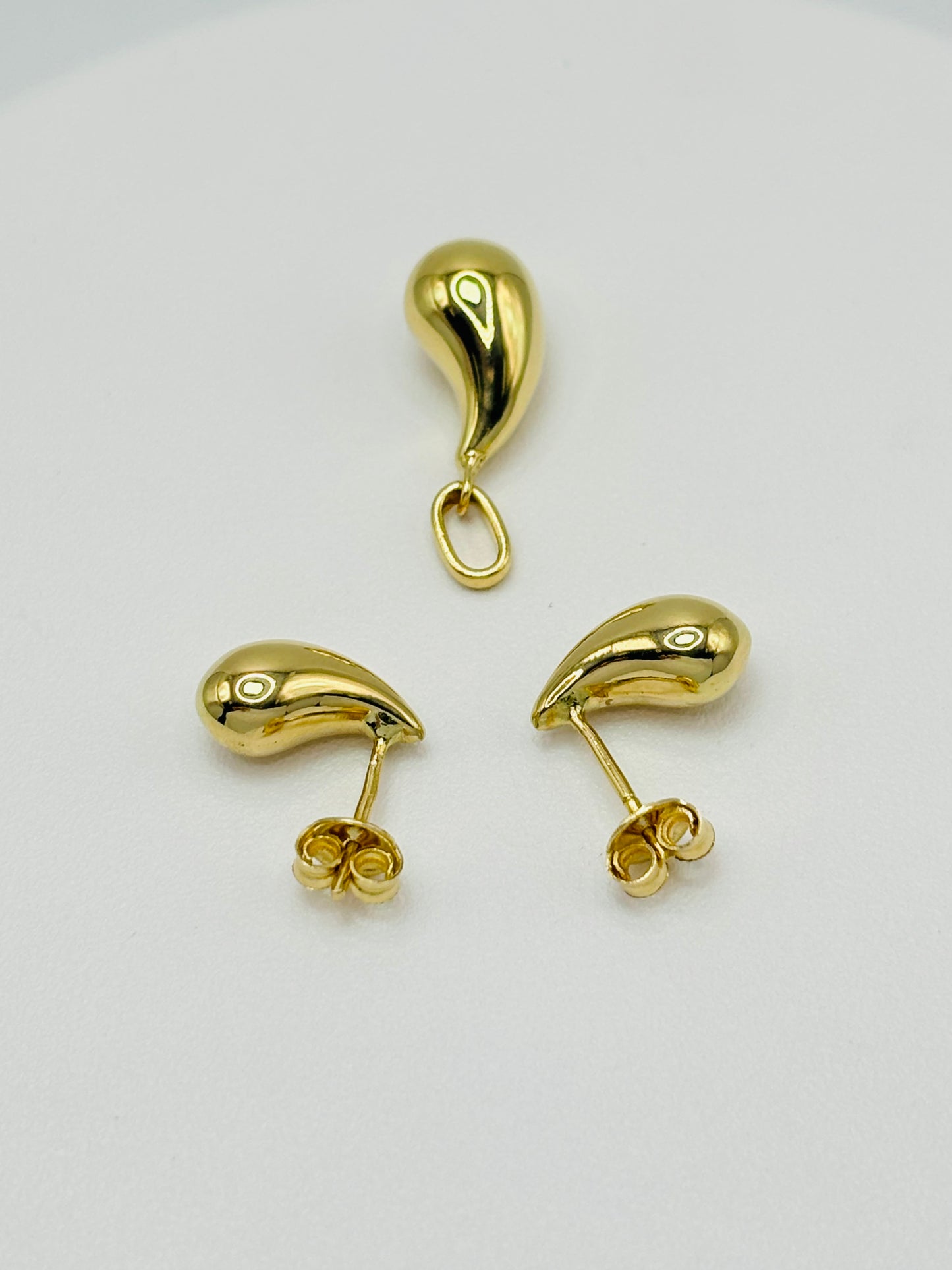 18K Gold Teardrop Earrings and Pendant Set