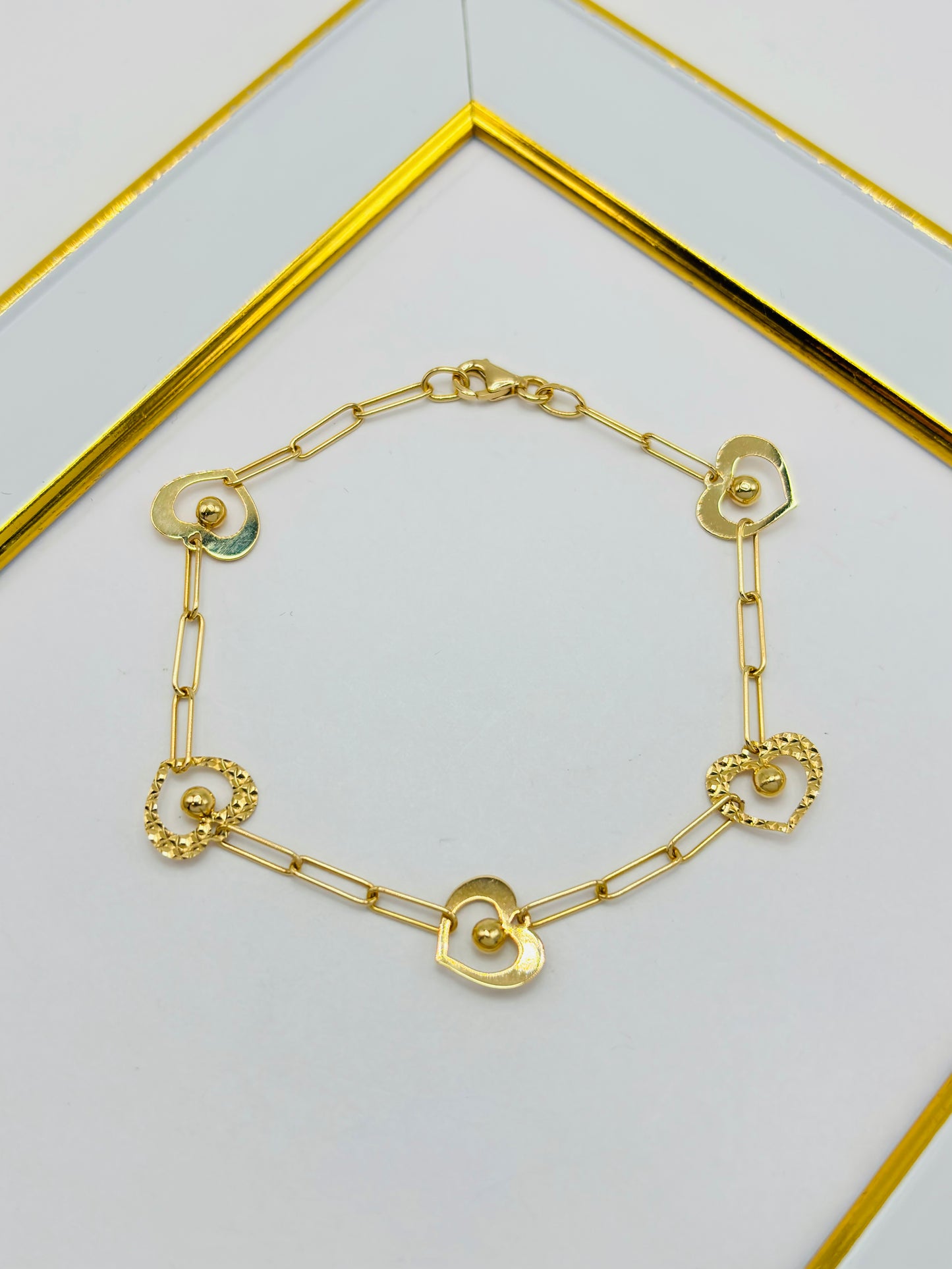 18K Gold Paperclip Heart Attached Bracelet