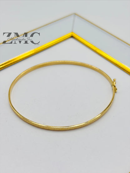 18K Gold Slim Bangle