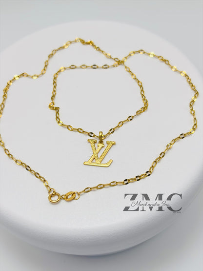 18K Gold L Necklace