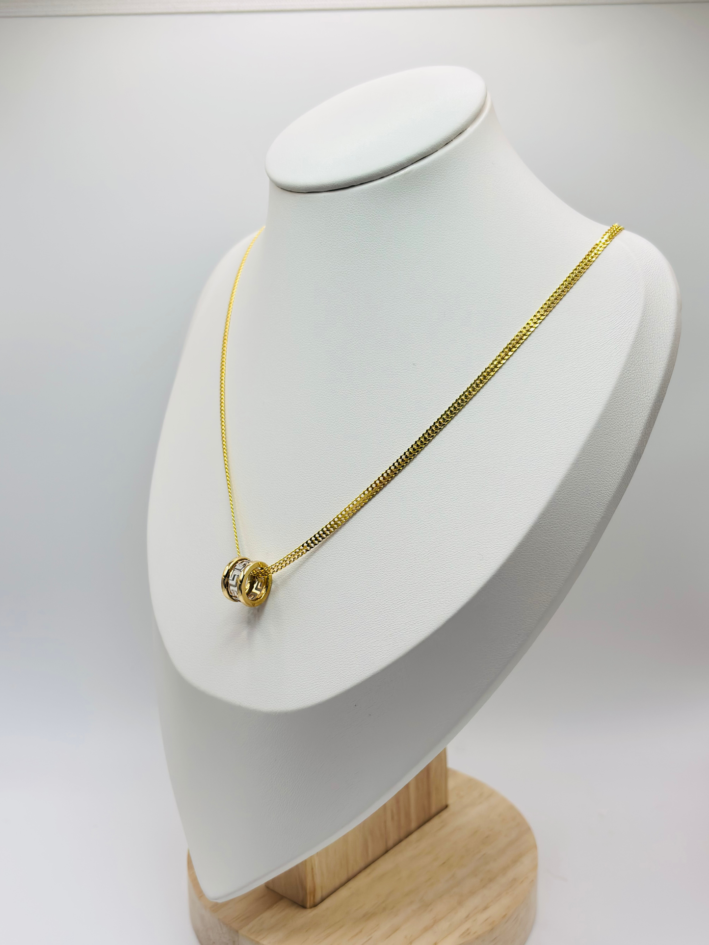 18K Gold Heartbizz Barrel Necklace