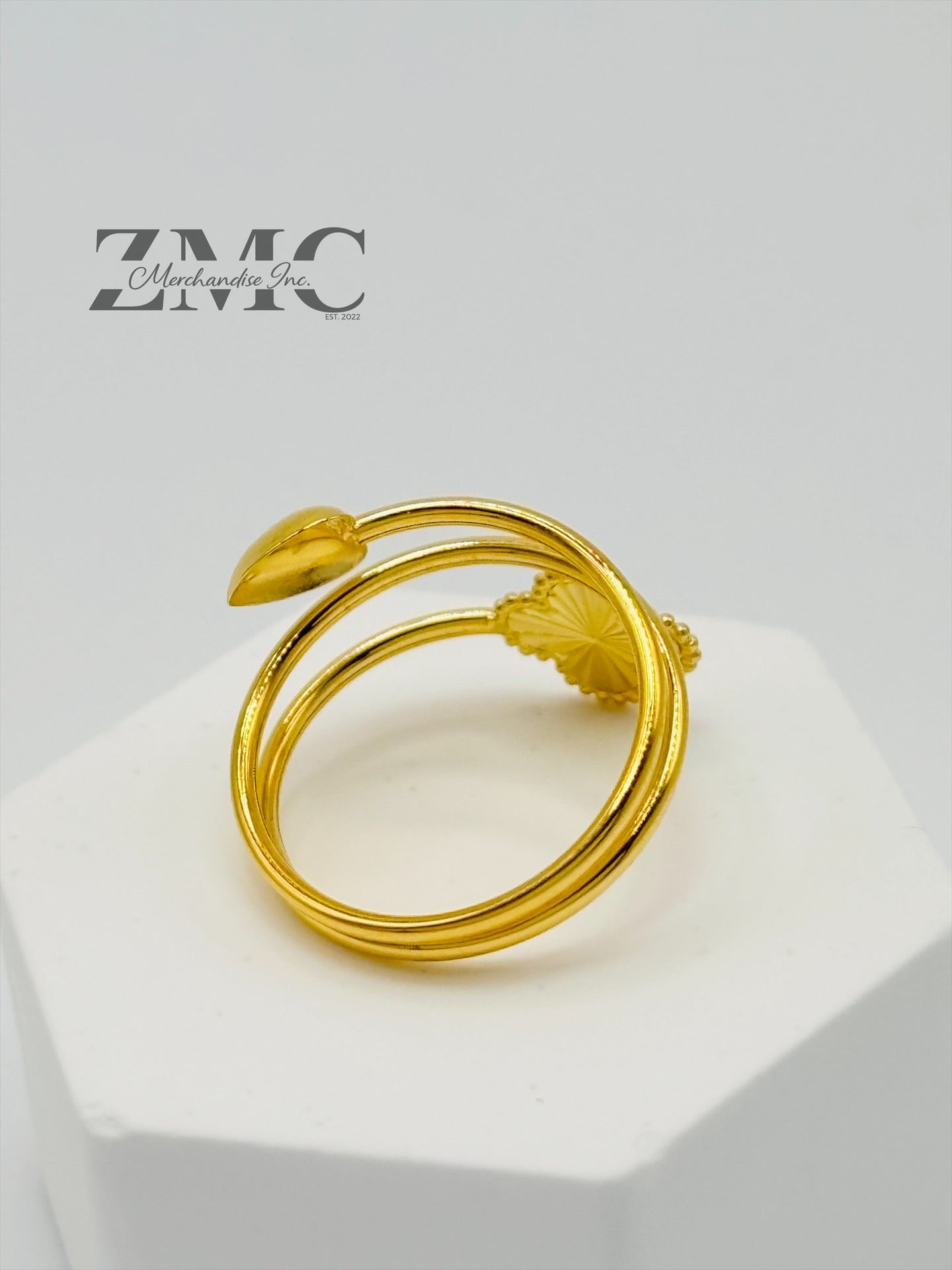 18K Gold Clover & Heart Spiral Ring