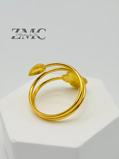 18K Gold Clover & Heart Spiral Ring