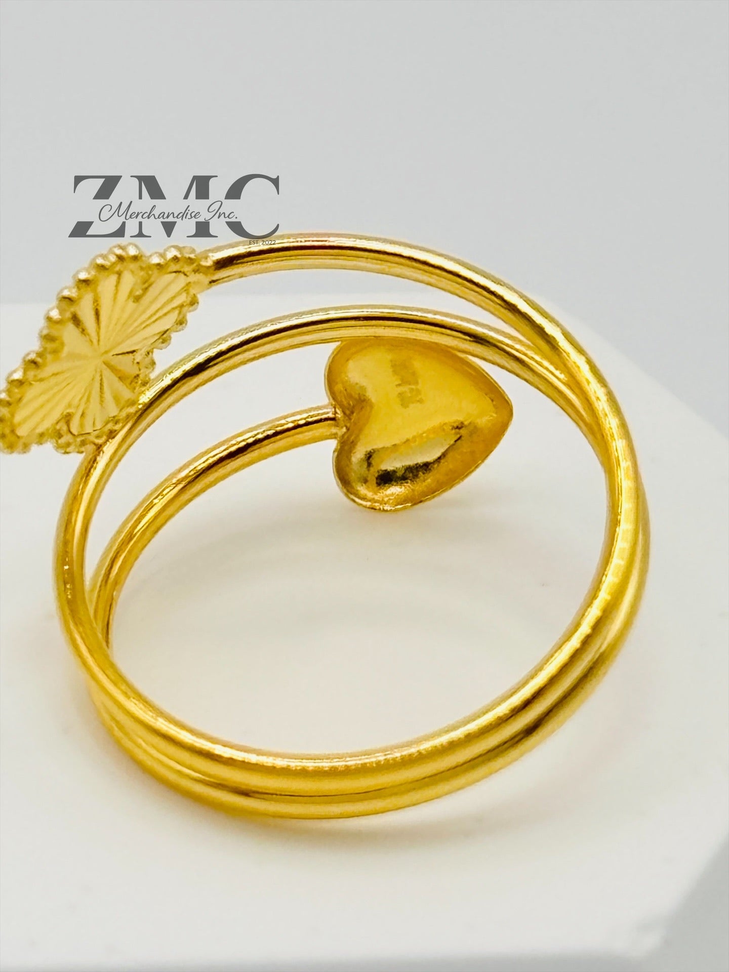 18K Gold Clover & Heart Spiral Ring