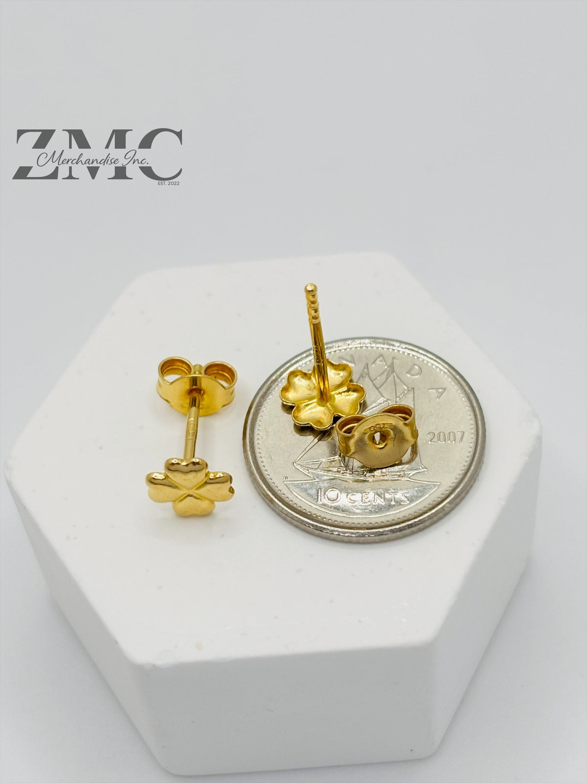 18K Gold Clover Earrings