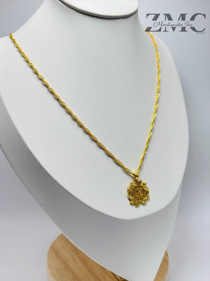 18K Gold C Necklace